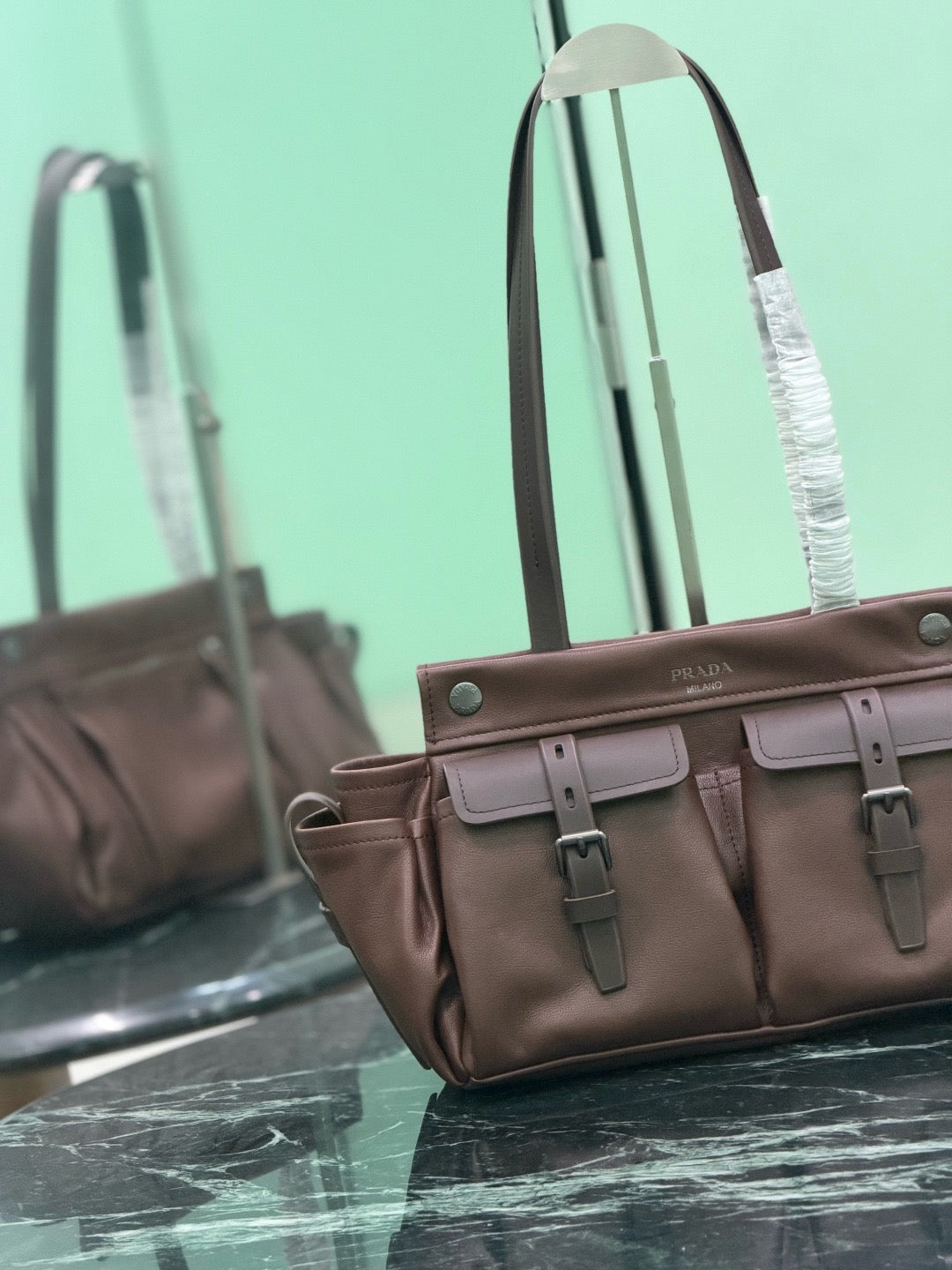2026 Brown Medium Leather Tote Bag 1BG645_2G6F_F0324_V_OOO